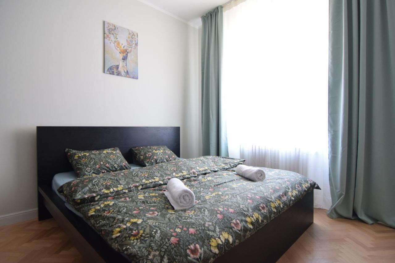 Beautiful Apartment In Old City Βουκουρέστι Εξωτερικό φωτογραφία