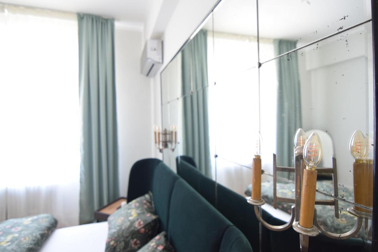 Beautiful Apartment In Old City Βουκουρέστι Εξωτερικό φωτογραφία