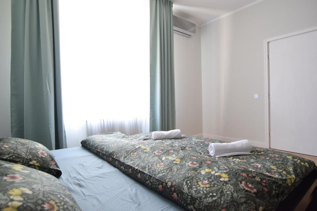 Beautiful Apartment In Old City Βουκουρέστι Εξωτερικό φωτογραφία